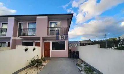 Sobrado à venda no bairro Colônia Santana - São José/SC