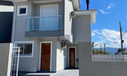 Sobrado à venda no bairro Praia do Sonho (ens Brito) - Palhoça/SC