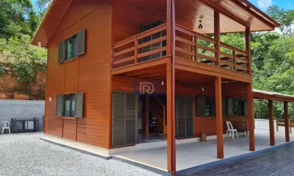 Fazenda à venda no Centro, Águas Mornas 
