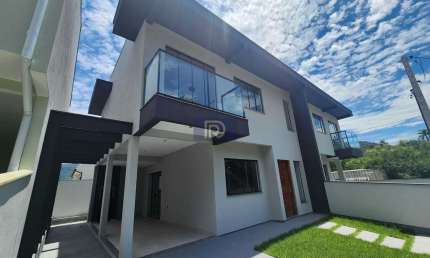 Casa com 3 quartos à venda na Servidão Albertina Clausen, Forquilhas, São José