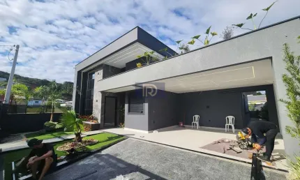 Casa com 3 quartos à venda na Rua Tomáz Domingos da Silveira, São Sebastião, Palhoça