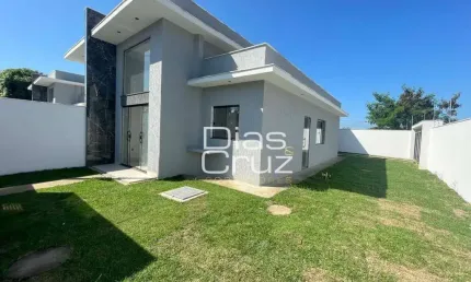 Casa com 3 quartos à venda, 75 m² por R$ 380.000 - Extensão Serramar - Rio das Ostras/RJ