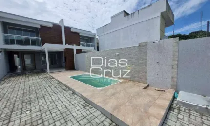 Duplex no Costazul em Rio das Ostras com 3 suítes, piscina e área gourmet!