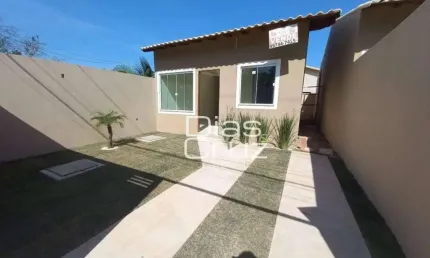 Casa com 2 quartos à venda, 60 m² por R$ 300.000 - Jardim Mariléa - Rio das Ostras/RJ