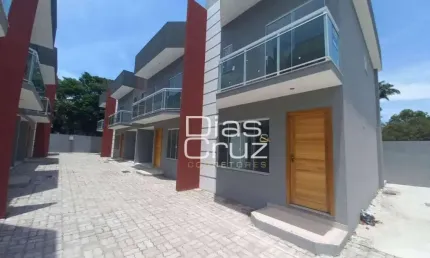 Casa com 3 quartos em um dos melhores bairros da cidade  à vend  - Extensão do Bosque - Rio das Ostras/RJ