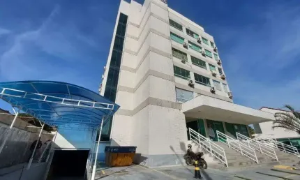 Sala comercial no Extensão do Bosque, Rio das Ostras
