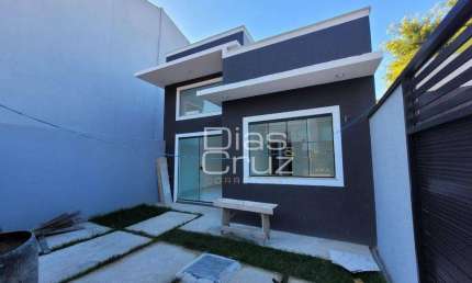 Casa com 2 quartos à venda, 60 m² por R$ 320.000 - Chácara Mariléa - Rio das Ostras/RJ