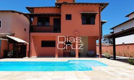 Linda casa no Jardim Mariléa com 5 quartos, Rio das Ostras