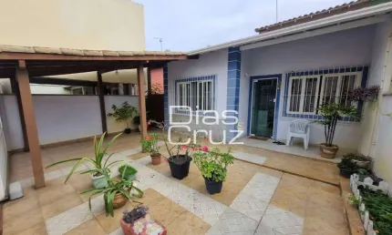 Casa no Jardim Bela Vista com 2 quartos e área gourmet, Rio das Ostras!