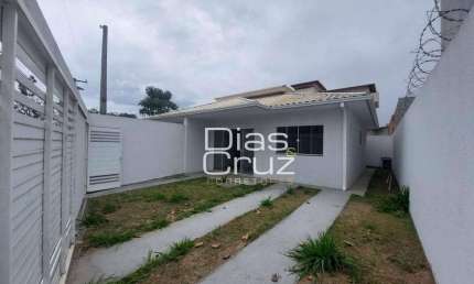 Casa com 2 quartos no Maria Turri em Rio das Ostras