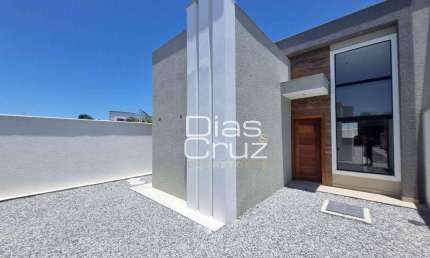 Casa com lindo terraço no Atlântico em Rio das Ostras com 3 quartos
