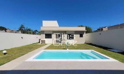 Casa com 4 quartos com piscina e varanda goutmet 360M² de terreno - Maria Turri - Rio das Ostras/RJ