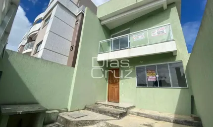 Casa com 2 quartos à venda, no Centro de Rio das Ostras/RJ