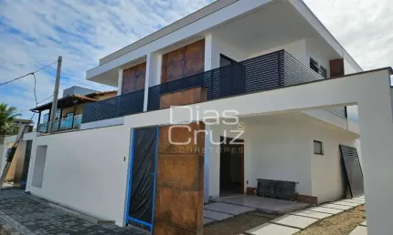Casa vista mar com 3 quartos à venda, Recreio - Rio das Ostras/RJ