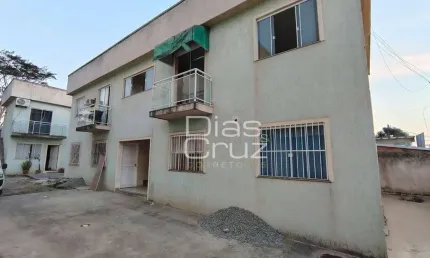 Apartamento térreo no serramar em rio das ostras, 2 quartos