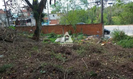 Lote 15 composto por dois lotes 950 m² e 2.324 m² vargem grande