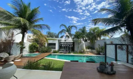 Casa residencial em condominio exclusivo à venda, 4 suítes, 560m²