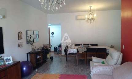 Apartamento 3qtos com suíte e duas vagas na escritura Colado no Metrô Uruguai