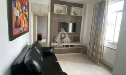 Quarto e sala na cruz vermelha - mobiliado e com 1 vaga