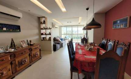 Apartamento todo reformado, 4 quartos, 4 banherios, 4 vagas, 160m2 -Tijuca?RJ.