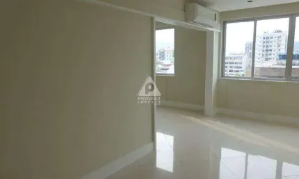 Excelente 3 quartos à venda reformado próximo ao metrô