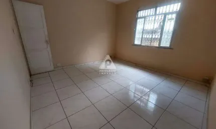 Apartamento 3 quartos, dependência completa e arejado em vila isabel