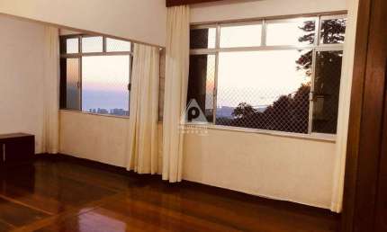 Apartamento 2 quartos com salão no Alto da Boa Vista com vista indevassável. Entrar e morar