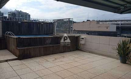 Cobertura Linear com 4 quartos,1 deles com suite e close, 114m2 e Vaga