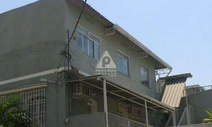 Excelente Casa frente de Rua com 6 Quartos no Méier