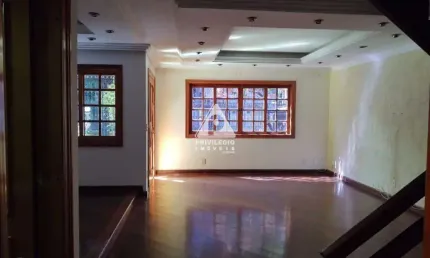 Casa duplex, 4 quartos, 3 suítes , piscina, área gourmet, vaga vila valqueire