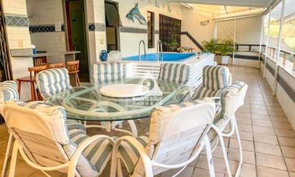 Cobertura Linear 4 quartos sendo 2 suítes Quadra da praia Jardim Oceânico