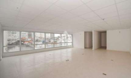 Venda de sala comercial 604, Centro, 94 m2, infraestrutura empresarial.