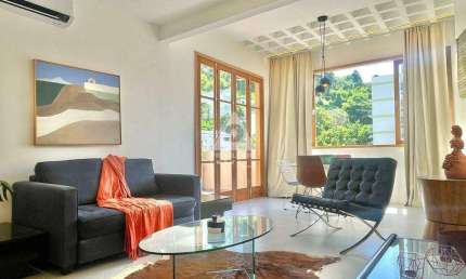PRIVILÉGIO IMÓVEIS VENDE COBERTURA LINEAR EM SANTA TERESA
