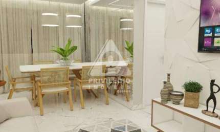 Apartamento em área nobre de Santa Teresa. Dois quartos com varanda.