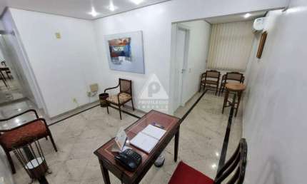 sala comercial, reformadíssima, próximo ao metro, fundos.