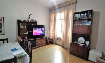 Apartamento com 3 Quartos e 2 banheiros à Venda, 110 m² por R$ 1.200.000
