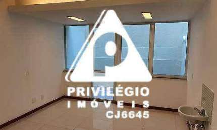 Sala comercial com vaga e área externa no Medical Center