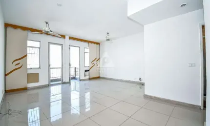Privilégio imóveis vende: excelente cobertura triplex em vila isabel, 3 quarto ( sendo um suíte ), sala ampla, 3 banheiros.