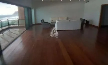 Apartamento 6 quartos, closets, varanda integrada, vista panorâmica para praia de ipanema e pedra da gávea, 4 vagas de garagem, 470 mts, em ipanema.