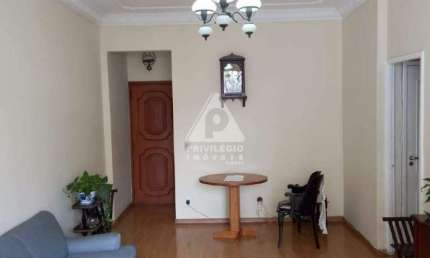 Apartamento à venda, 3 quartos, sala em 2 ambientes, 1 vaga de garagem, 105m², Botafogo. RIO DE JANEIRO/RJ.
