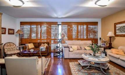 Apartamento 178 m² 4 quartos suíte vista livre 2 quartos de empregada 2 vagas na escritura
