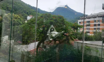 Imóvel com vista cristo/verde. sala. 3 qtos. ste. coz deps. infra total lazer