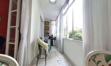 Apto garden, 4 quartos, 1 suíte, com área externa! Posto 4!