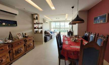 Apartamento todo reformado, 4 quartos, 4 banherios, 4 vagas, 160m2 -tijuca?rj.