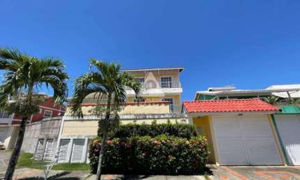 Casa triplex à venda no Condomínio Nova Barra - Recreio dos Bandeirantes, 310m² com 04 quartos por R$1.450.000,00