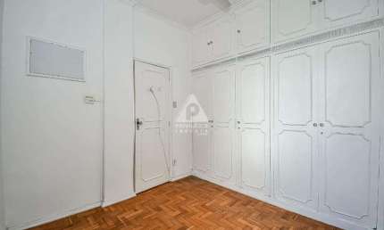 Apartamento de 1 quarto, dependência, 58 m², Botafogo