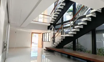 Casa condomínio rio mar - 4 suítes, piscina, sauna, energia solar - barra da tijuca