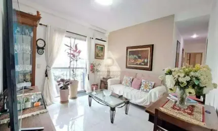 Maravilhoso apto 2 quartos com vaga reformado no largo do verdun, condomínio com infraestrutura completa!!