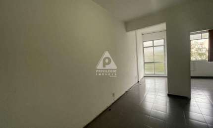 Apartamento sala e quarto à venda em Laranjanjeiras com vista livre
