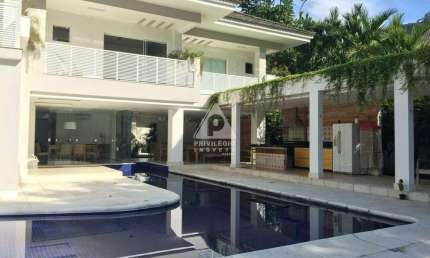 Casa com 850m² integrada a natureza, 5 suítes, escritório, Reserva Itanhnagá Barra da Tijuca - RJ